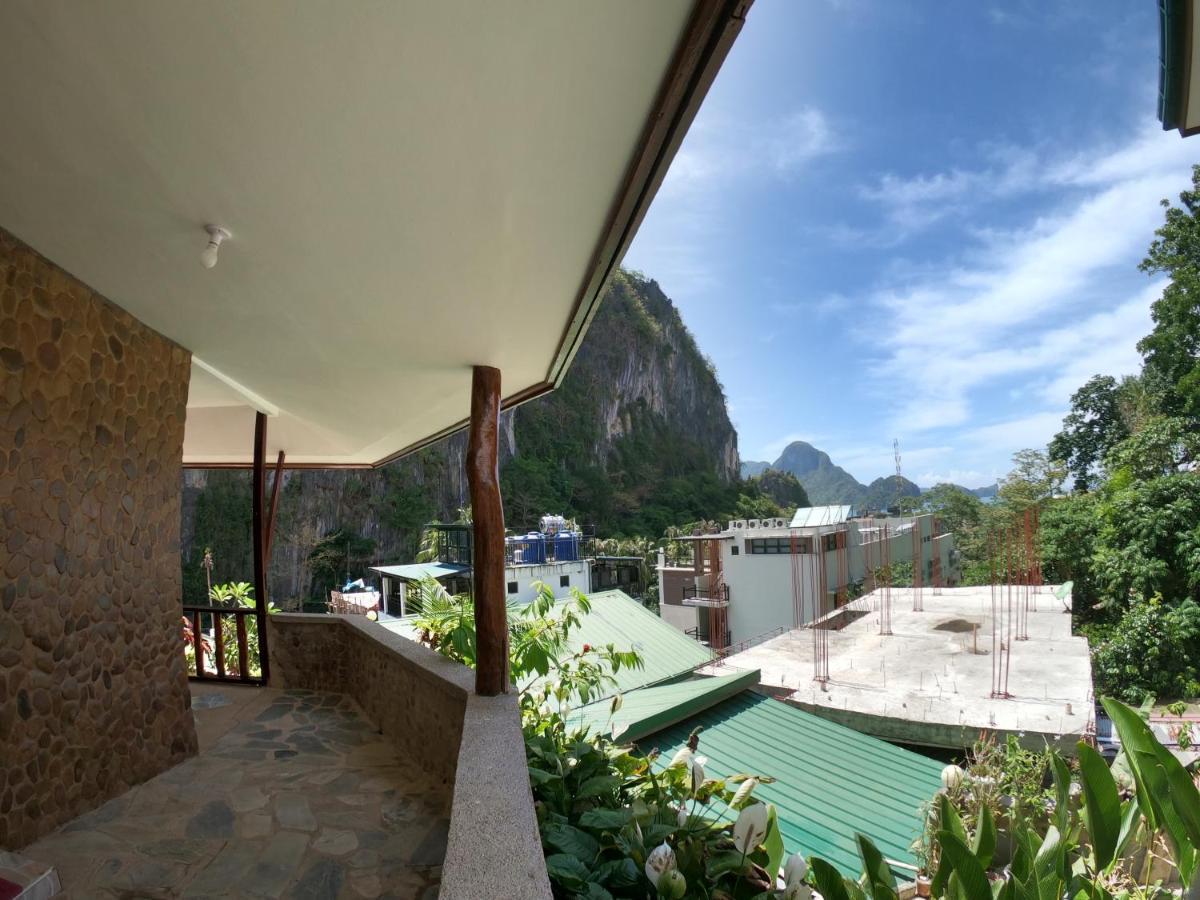 Viewdeck Inn